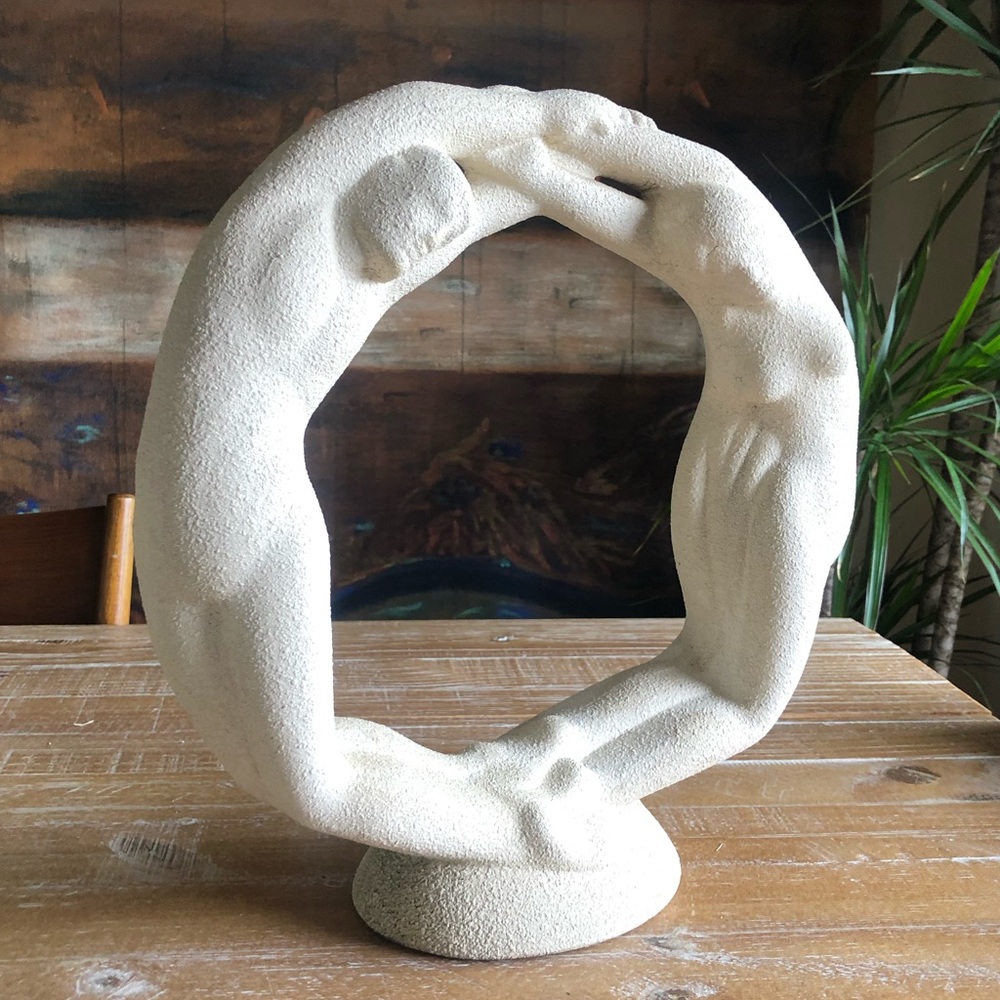 Vintage Haeger Infinity Textured Sculpture White